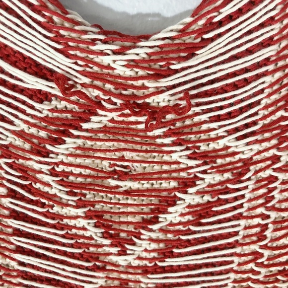 Red and Cream Aztec Vest - Picture 5 of 7